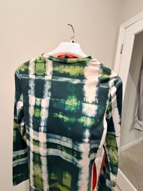 SHEIN Green Tie-Dye Plaid Long Sleeve Top